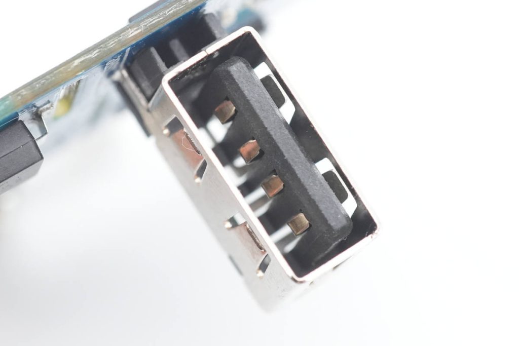 拆解報告：HKS華科生30W 1A1C氮化鎵充電器-充電頭網(wǎng)