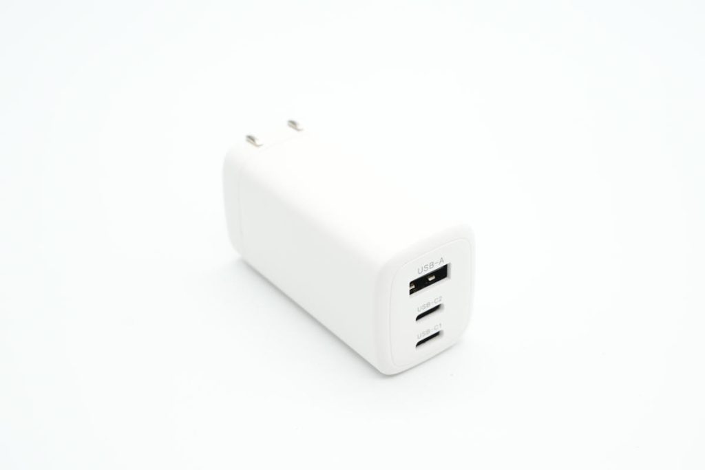 拆解報(bào)告:HKS華科生65W 2C1A氮化鎵快充充電器-充電頭網(wǎng)
