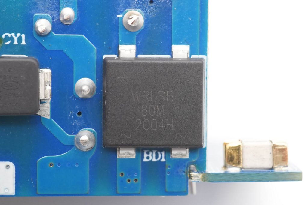 拆解報(bào)告：HKS華科生65W 2C1A氮化鎵快充充電器-充電頭網(wǎng)