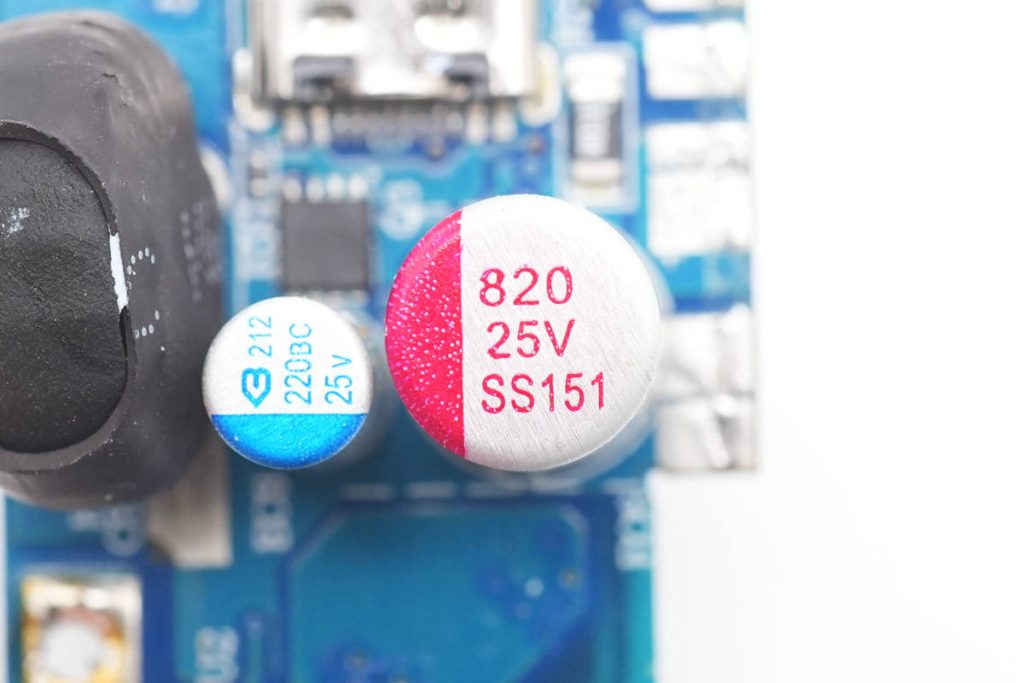 拆解報(bào)告：HKS華科生65W 2C1A氮化鎵快充充電器-充電頭網(wǎng)