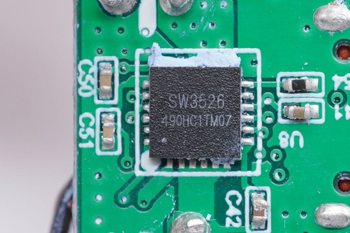拆解報(bào)告：華科生 230W 4C1A氮化鎵桌面充GE510-充電頭網(wǎng)