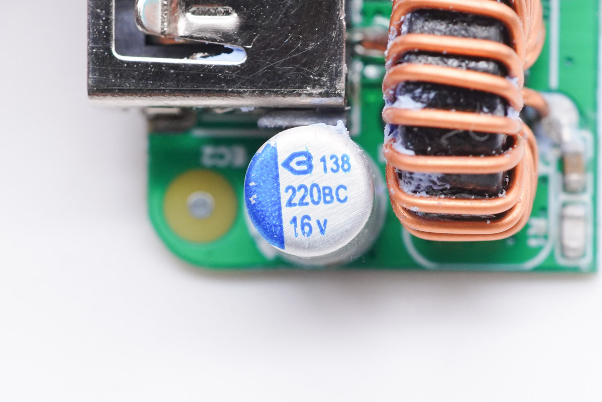 拆解報(bào)告：華科生 230W 4C1A氮化鎵桌面充GE510-充電頭網(wǎng)