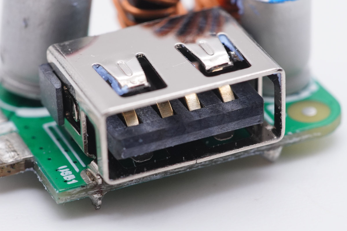 拆解報(bào)告：華科生 230W 4C1A氮化鎵桌面充GE510-充電頭網(wǎng)